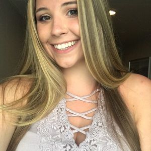 Meet your Posher, Casey